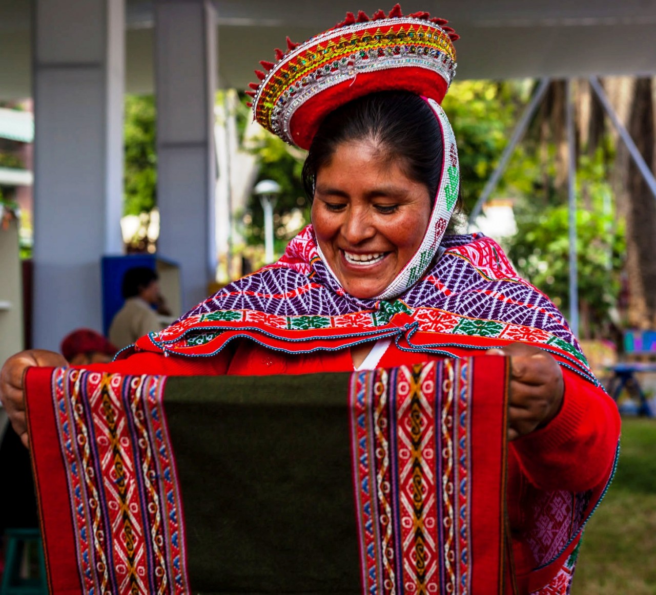 VIVENCIA TEXTIL Y TELARES EN PATACALLA